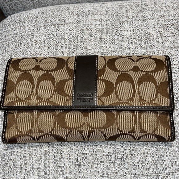 Tan and Brown Coach Signature Trifold Wallet - Picture 1 of 13